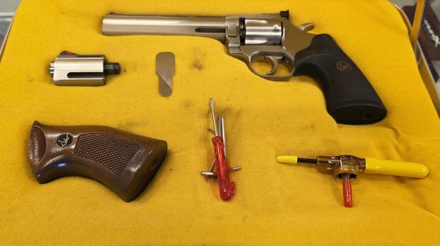 Dan Wesson 6