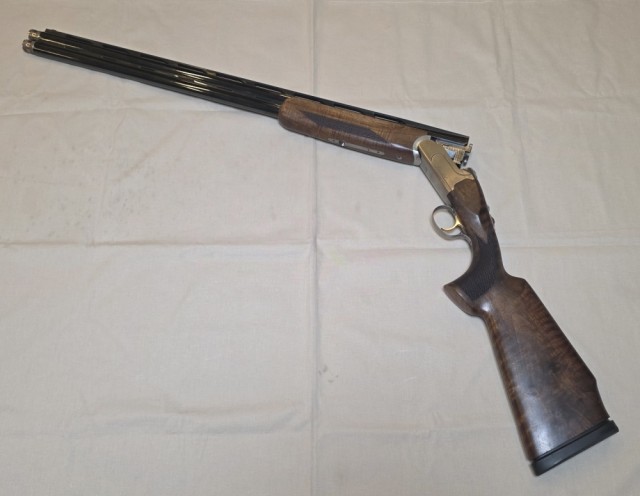 Churchill Trap Select Walnut Adjustable 12/76 76cm, pent brukt, LINKS
