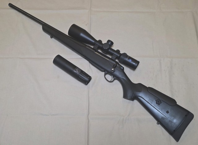Tikka T3x LINKS kal 6,5x55 Adj. m/Zeiss V4 3-12x56 m/lys og ASV og A-Tec V2
