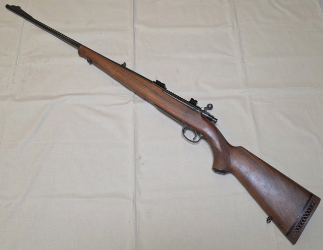 Husqvarna kaliber 9,3x62 pent brukt