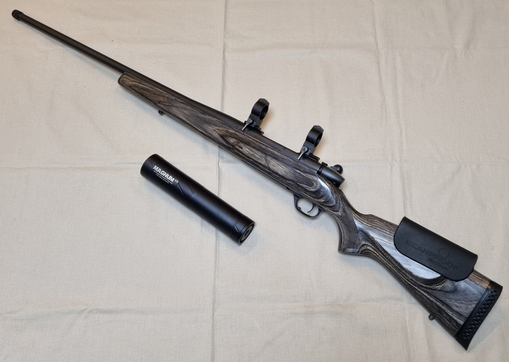 Weatherby Mark V 300 Weatherby Magnum med Svemko lyddemper