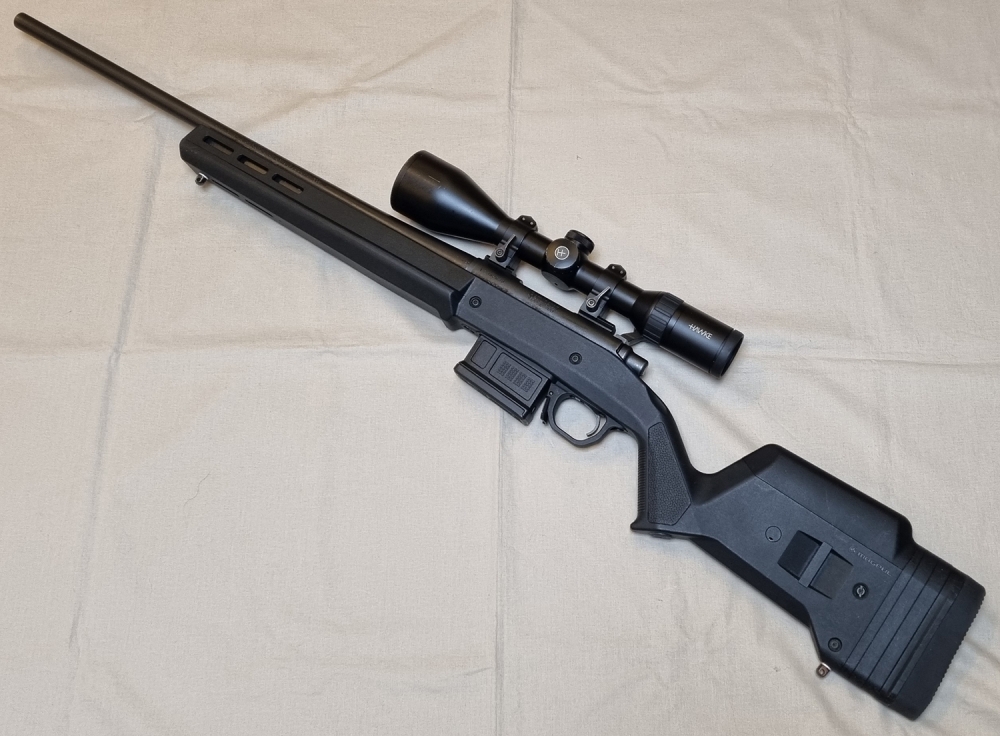 Remington 700 Kal. 308 Win med Magpul stokk, 5sk mag og Hawke kikkertsikte